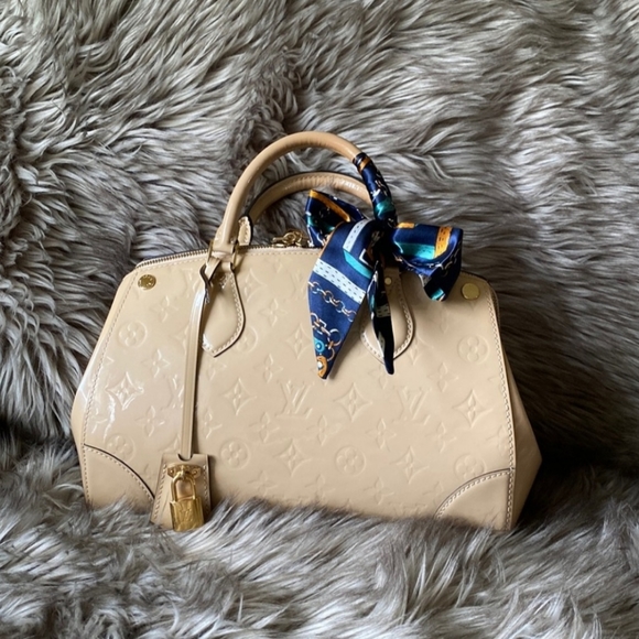 ❗️SOLD❗️🎉HPLouis Vuitton Monogram Vernis Santa Monica in Dune (Beige) - Picture 2 of 16